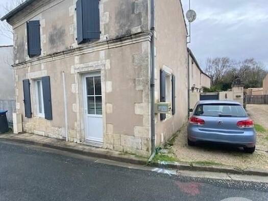Maison à vendre 230 500 € 3 pièces 2 chambres 90 m² 89 m² de terrain Salles-sur-Mer 17220