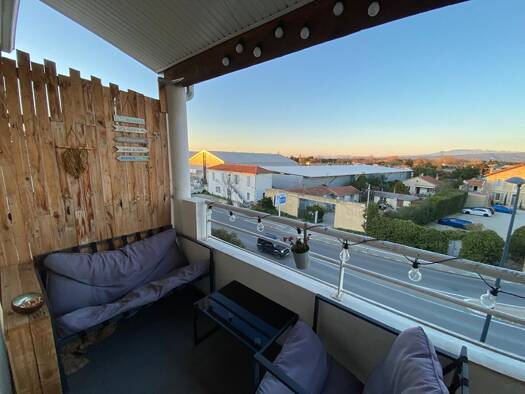 Triplex à vendre 135 000 € 2 pièces 1 chambre 51 m² Étage 3/3 Dr Ayme Cavaillon 84300