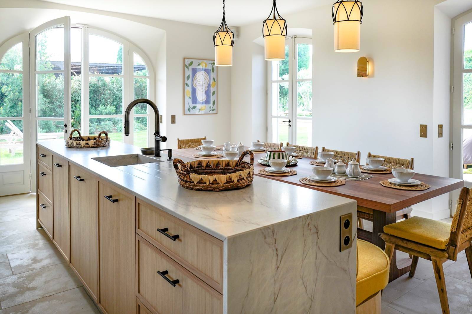 Maison à vendre, 244m², EYGALIERES
