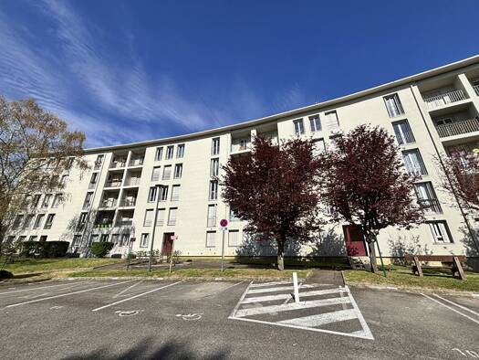 Appartement à louer 804 € 3 pièces 2 chambres 58 m² RDC/4 Trévois-Croncels Troyes 10000