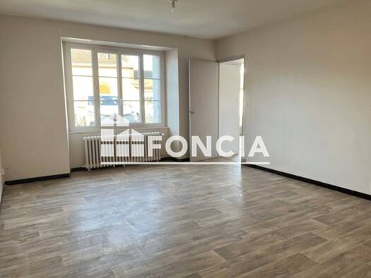 Appartement à louer 540 € 2 pièces 1 chambre 54,3 m² RDC Centre Sablé-sur-Sarthe 72300