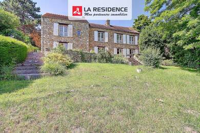 Maison à vendre 1 160 000 € 6 pièces 3 chambres 178 m² 2 528 m² de terrain Sud Chambourcy 78240