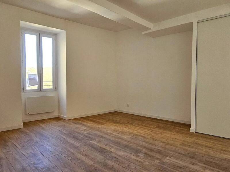 Maison à louer, 48m², FLASSANS SUR ISSOLE