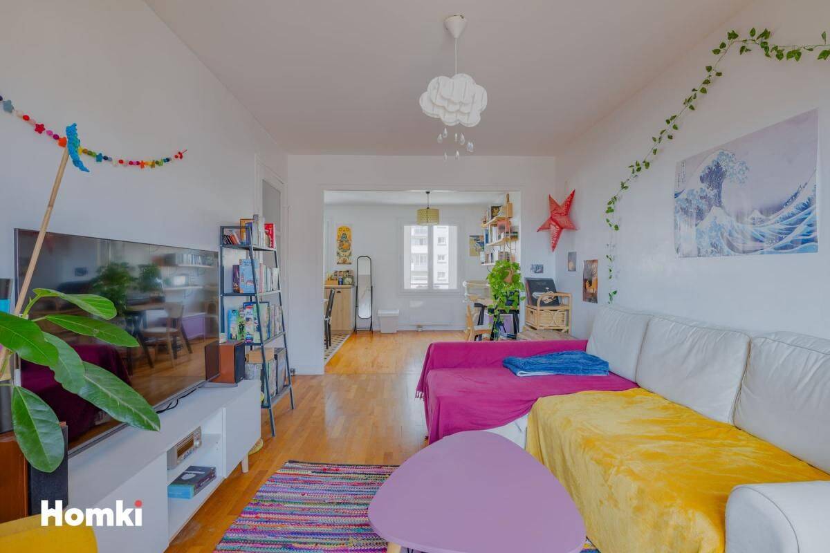 T3 (poss T4) de 68 m2 - Balcon - Cave - Gratte-Ciel — 3