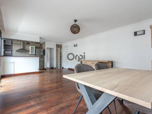Appartement à vendre 310 000 € 3 pièces 1 chambre 54,27 m² Étage 4/4 Le Vieux-Saint-Maur Saint-Maur-des-Fossés 94100