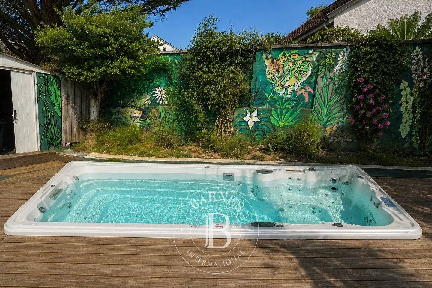Maison à vendre, 227m², SURESNES