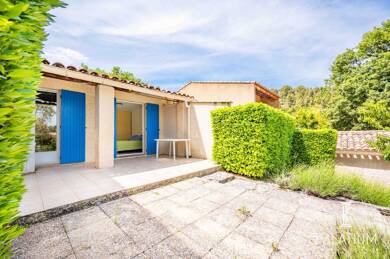 Maison de plain-pied à vendre 189 900 € 3 pièces 2 chambres 50 m² 100 m² de terrain Gréoux-les-Bains 04800