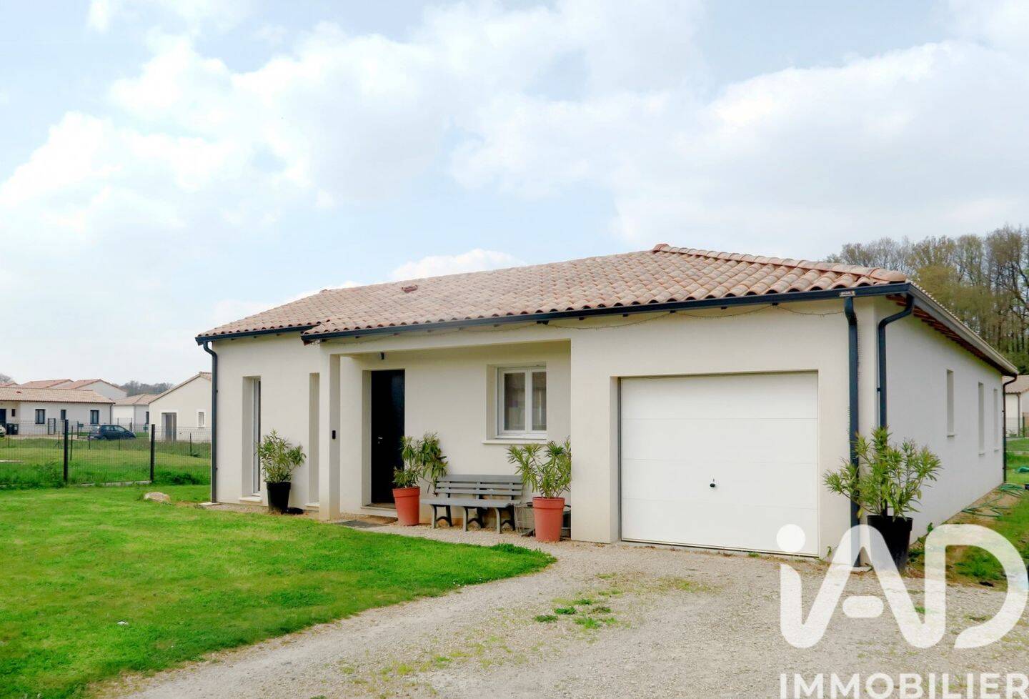 Maison à vendre, 110m², SAINT JULIEN L'ARS
