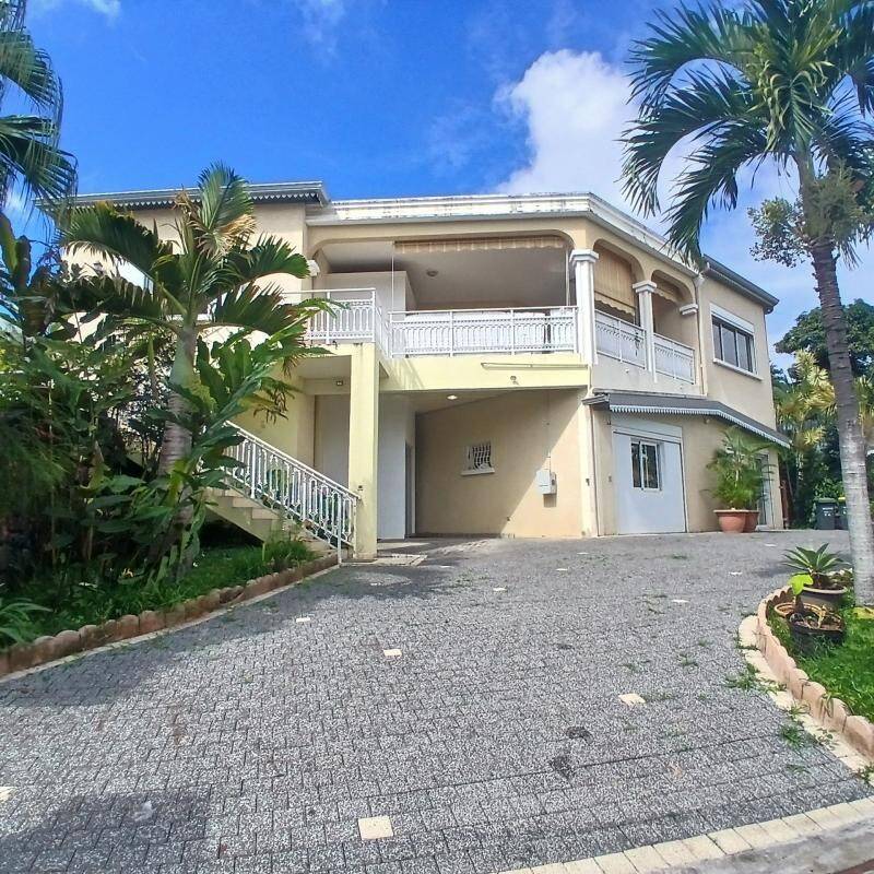 Maison à vendre, 255m², LE TAMPON
