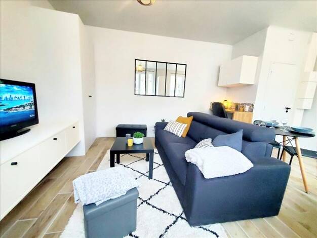 Appartement à louer 735 € 1 pièce 22 m² RDC disponible à partir du 07/06/2025 Plateau du Moulin Conflans-Sainte-Honorine 78700