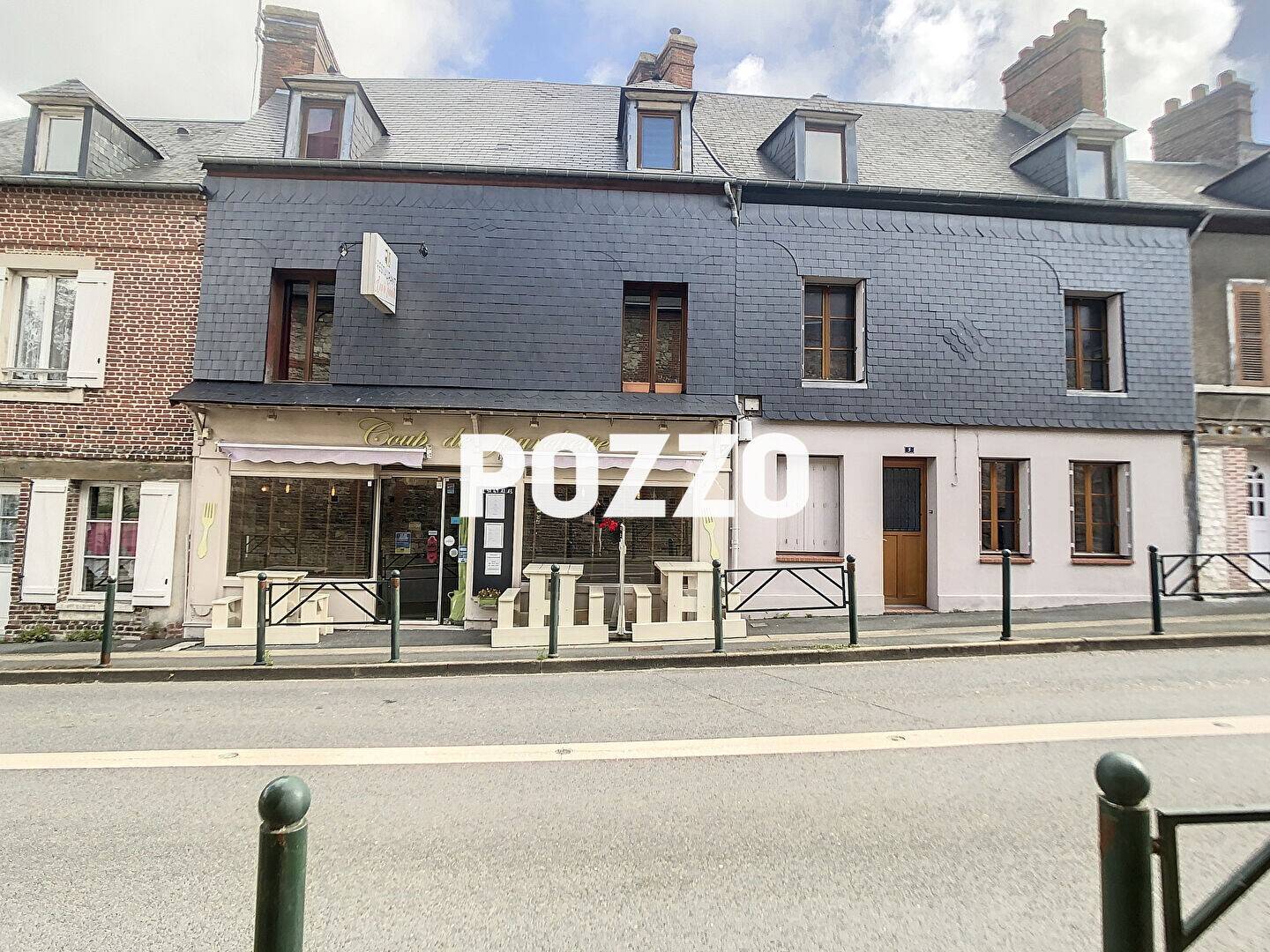 Maison à vendre, 140m², LA RIVIERE SAINT SAUVEUR