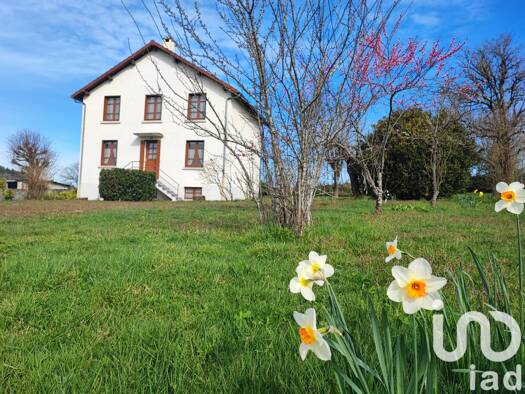 Maison à vendre 158 000 € 5 pièces 4 chambres 99 m² 1 161 m² de terrain Ladinhac 15120