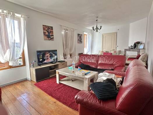 Immeuble à vendre 219 500 € 180 m² Bourg et Hameaux Rive Droite Villeneuve-sur-Yonne 89500