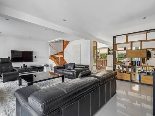 Maison à vendre 695 000 € 6 pièces 5 chambres 155 m² 362 m² de terrain Mérignac 33700