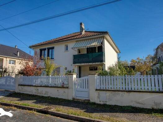 Maison à vendre 171 359 € 3 pièces 2 chambres 70 m² 564 m² de terrain Urbain Terrasson-Lavilledieu 24120