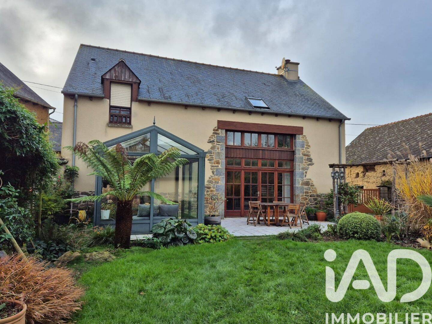 Maison à vendre, 130m², LA CHAPELLE AUX FILTZMEENS