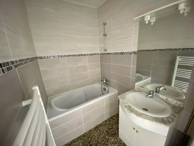 Maison à louer, 57m², MARSEILLE 9E