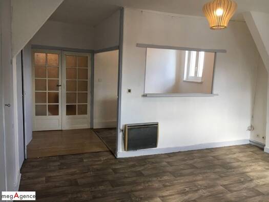 Appartement à vendre 53 000 € 2 pièces 1 chambre 54 m² Étage 3/3 Centre Ville Romorantin-Lanthenay 41200