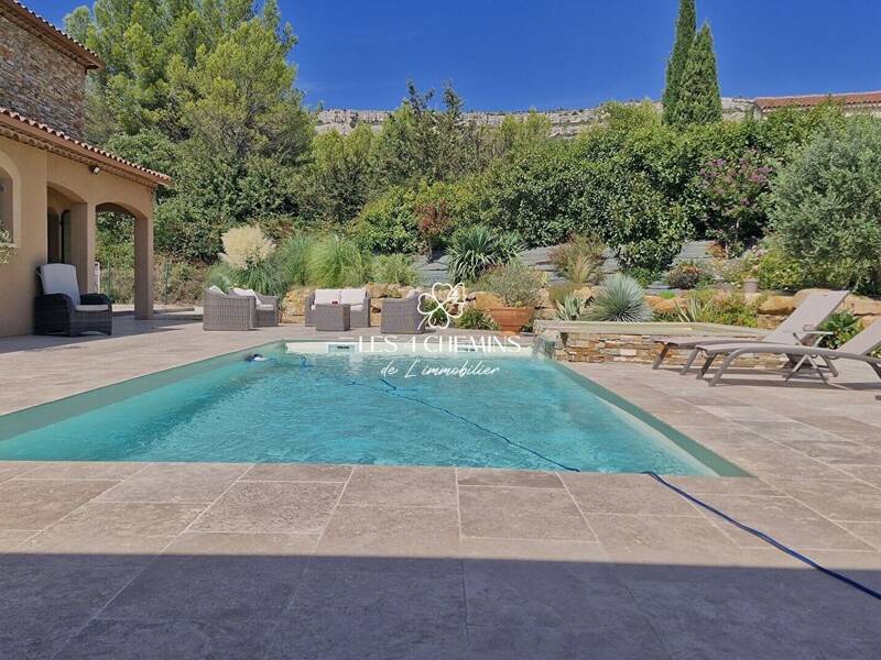 Maison à vendre, 140m², CHATEAUNEUF LE ROUGE