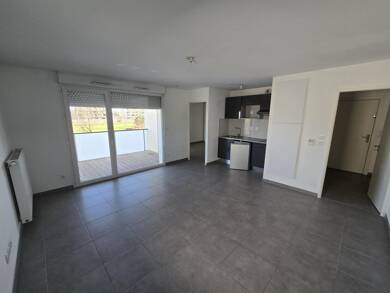 Appartement à louer 694 € 2 pièces 1 chambre 44 m² Étage 1/4 Nord Beauzelle 31700