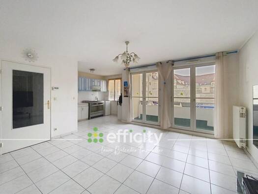 Appartement à vendre 205 000 € 3 pièces 2 chambres 58,46 m² Étage 1/4 Leclerc-Centre Ouest Brie-Comte-Robert 77170
