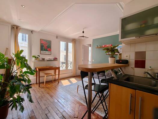 Appartement à vendre 520 000 € 2 pièces 1 chambre 46,45 m² Étage 4/6 Clichy-Trinité Paris 9ème arrondissement 75009