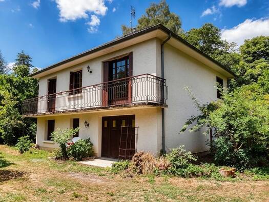 Maison à vendre 148 000 € 4 pièces 2 chambres 84 m² 5 357 m² de terrain Espagnac 19150