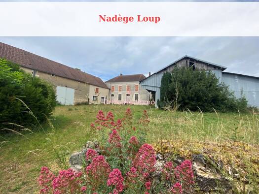 Maison de plain-pied à vendre 108 000 € 5 pièces 2 chambres 131 m² 1 770 m² de terrain Les Hauts de Forterre 89560