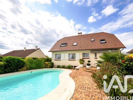 Maison à vendre 549 500 € 7 pièces 5 chambres 179 m² 1 415 m² de terrain Caurel 51110