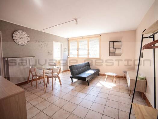 Appartement à louer 565 € 2 pièces 1 chambre 41 m² 3ème étage Le Plateau Bihorel 76420