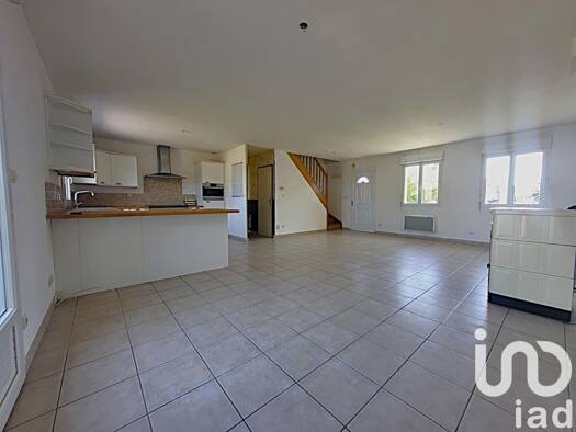 Maison à vendre 202 000 € 6 pièces 3 chambres 113 m² 800 m² de terrain Étoges 51270