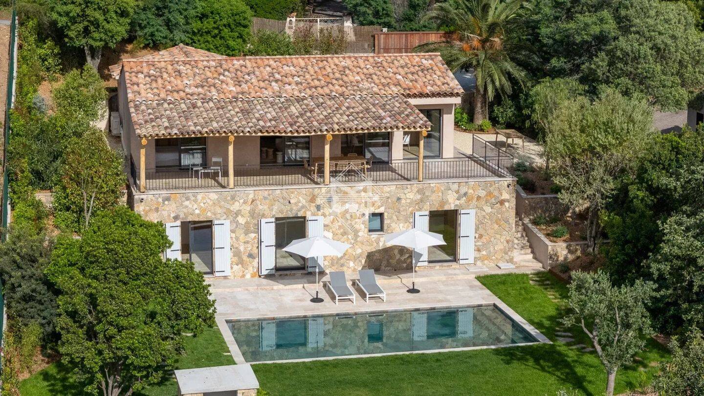 Maison à vendre, 155m², LA CROIX VALMER