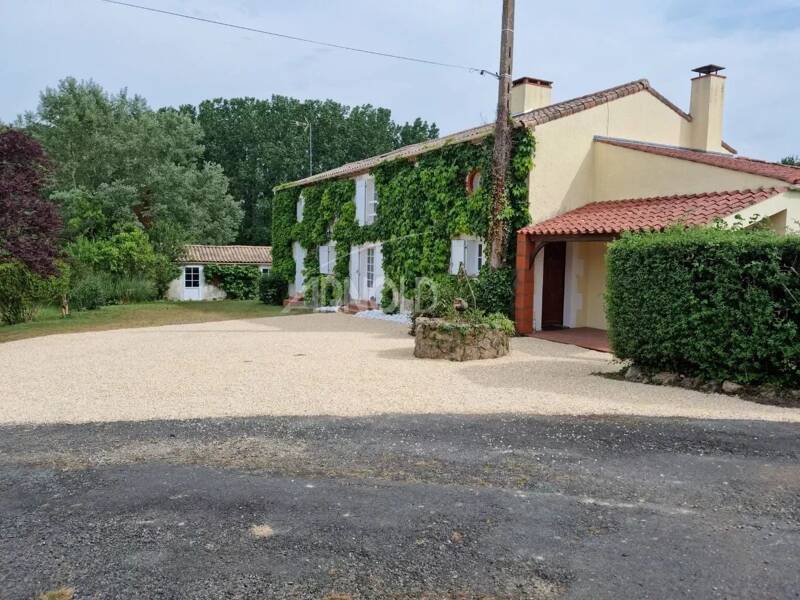 Maison à vendre, 238m², LA ROCHE SUR YON