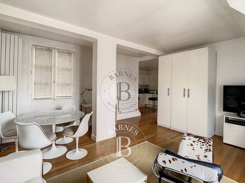 Maison à louer, 52m², PARIS 8E