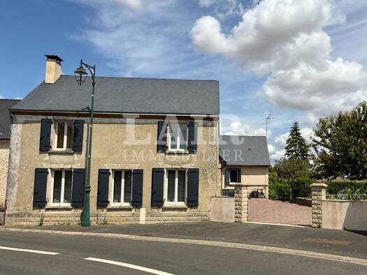Maison à vendre 174 900 € 5 pièces 3 chambres 122 m² 648 m² de terrain Nouans 72260