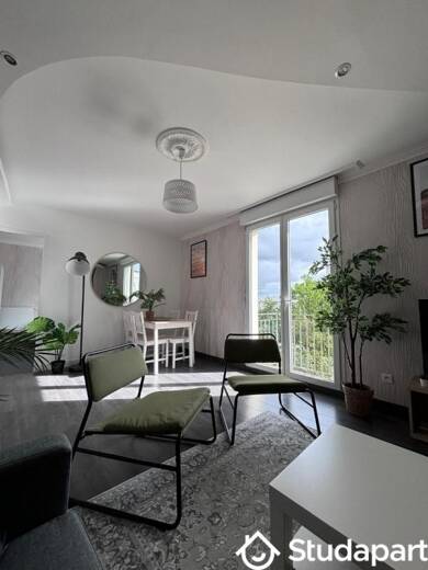 Appartement à louer 465 € 1 pièce 2 chambres 11 m² 7ème étage Sainte-Thérèse Beauséjour Nantes 44300