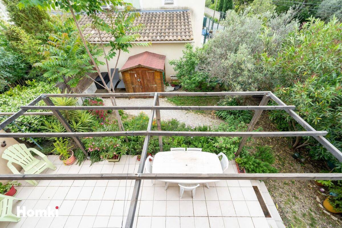 Maison à vendre, 81m², MOURIES
