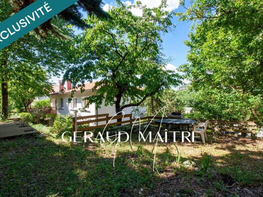 Maison à vendre 214 500 € 10 pièces 5 chambres 196 m² 546 m² de terrain Roquefort-sur-Soulzon 12250