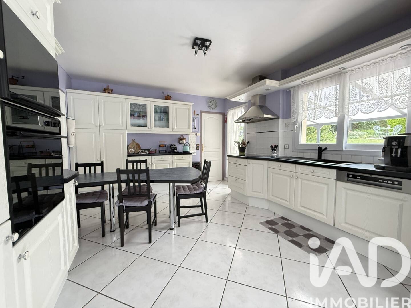 Maison à vendre, 182m², CRECY LA CHAPELLE