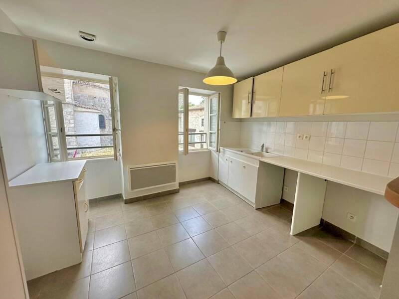 Maison à louer, 73m², TALUYERS