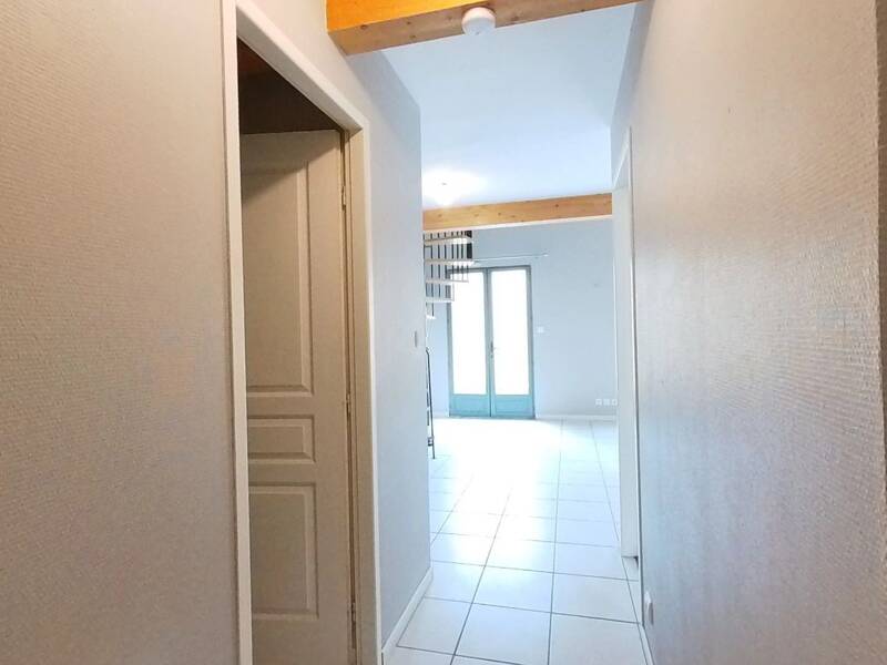 Maison à louer, 69m², AMBRONAY