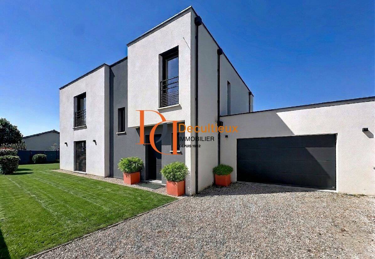 Maison à vendre, 246m², MONTANAY