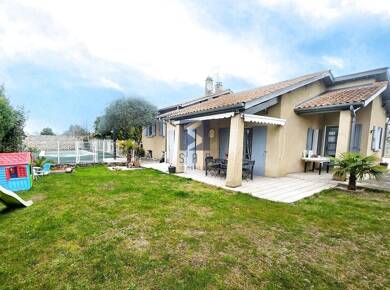 Villa à vendre 349 500 € 6 pièces 4 chambres 130 m² 1 200 m² de terrain Alixan 26300