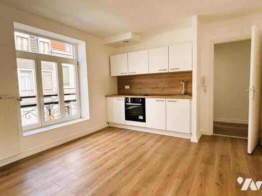 Duplex à vendre 235 000 € 3 pièces 2 chambres 67,82 m² Étage 1/2 Lille 59800