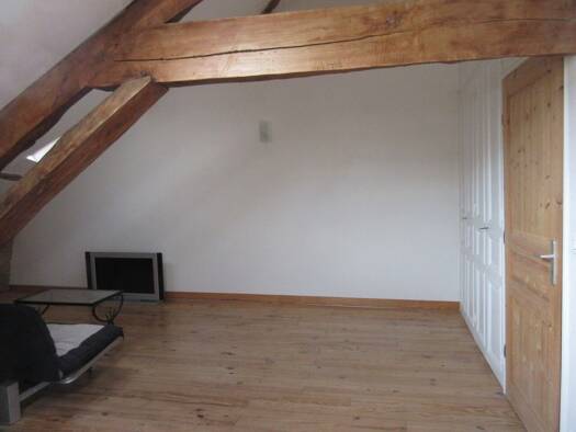 Duplex à louer 563 € 2 pièces 2 chambres 39 m² 1er étage Pacy-sur-Eure 27120