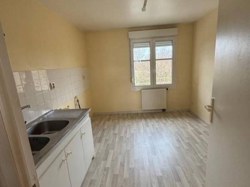 Maison à louer, 95m², SAINT JULIEN LES VILLAS