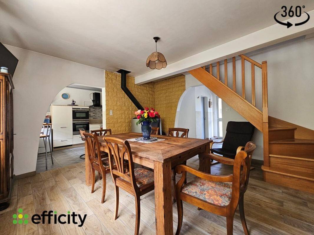 Maison à vendre, 111m², MARTIGNE FERCHAUD