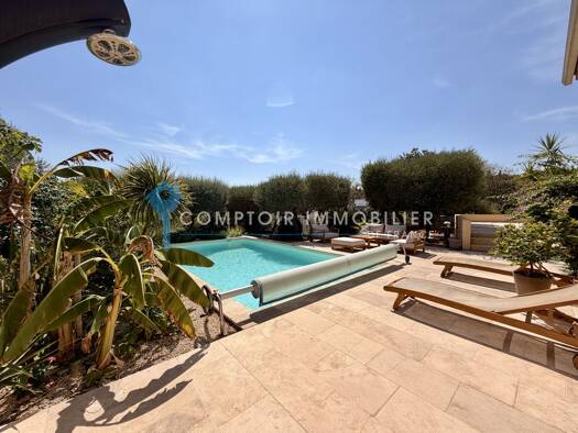 Maison de plain-pied à vendre 448 000 € 4 pièces 3 chambres 120 m² 832 m² de terrain Vergèze 30310