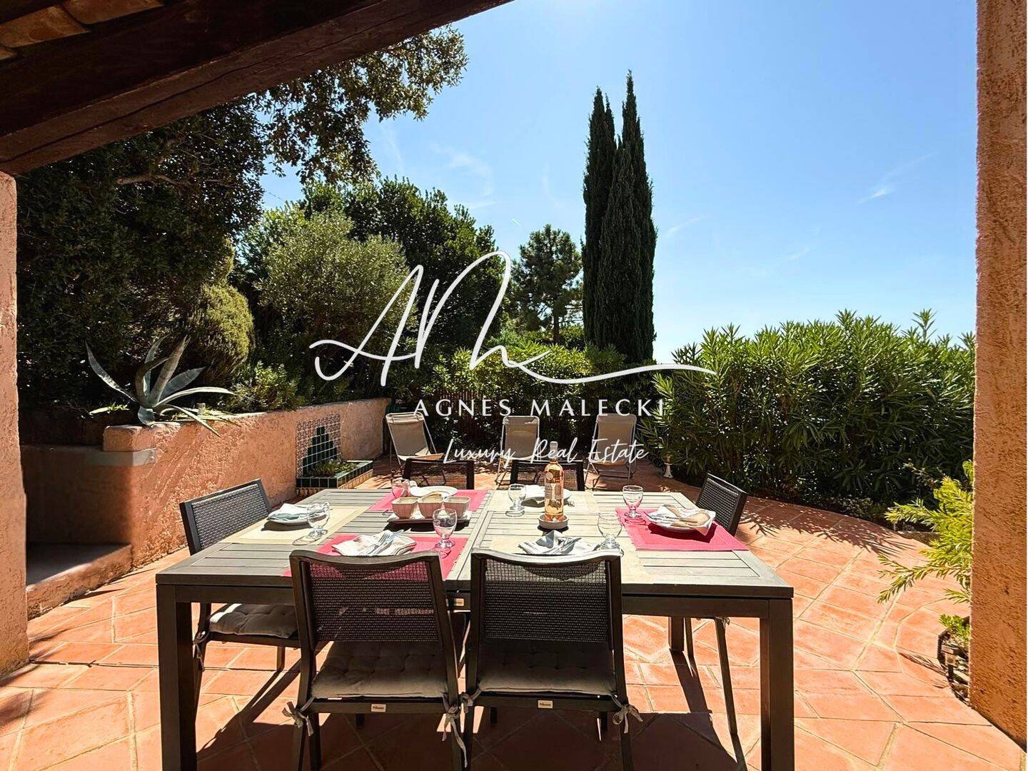 Maison à vendre, 133m², RAYOL CANADEL SUR MER