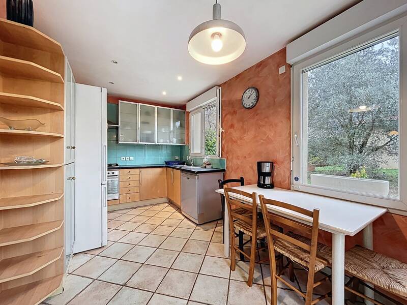 Maison à louer, 146m², SAINTE FOY LES LYON